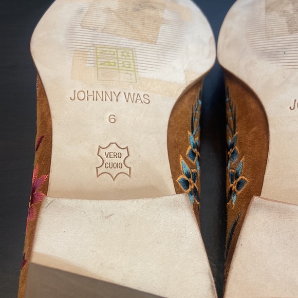 New Johnny Was Freja Embroidered Cognac Suede Leather Loafers Size 6 - Picture 15 of 16